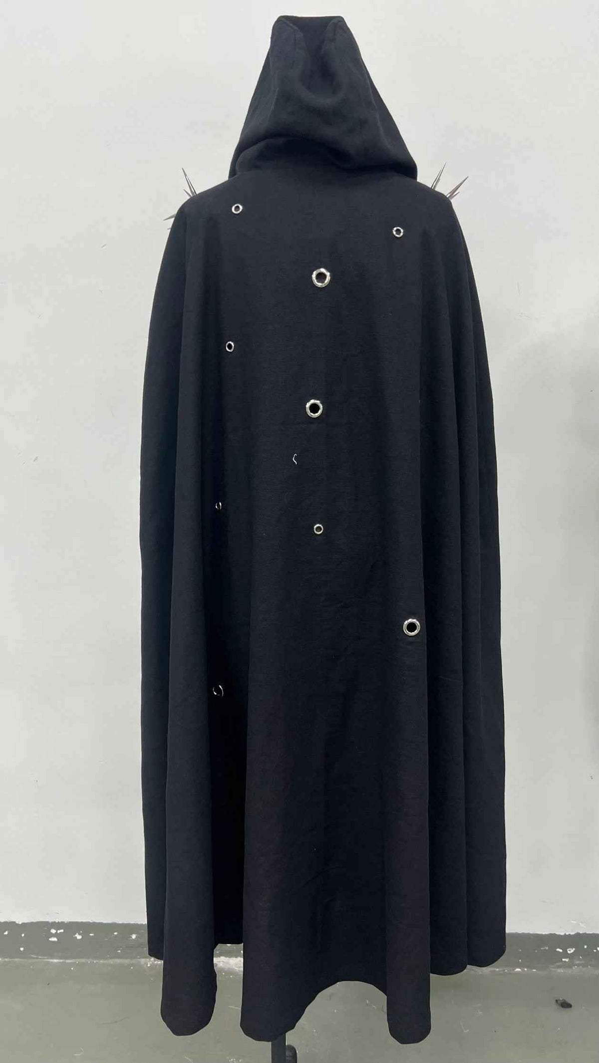 Nazgul Cloak - duncehatclub