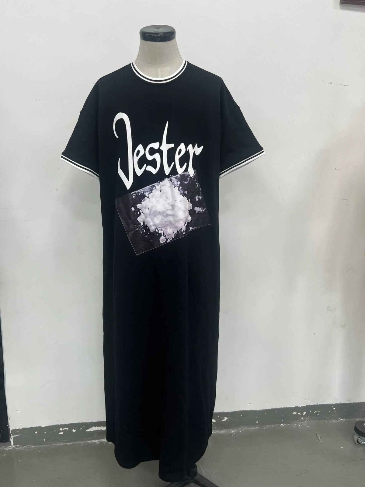 Jester Toga - duncehatclub